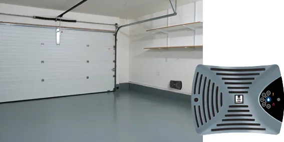 Device to vent humidity of the garage